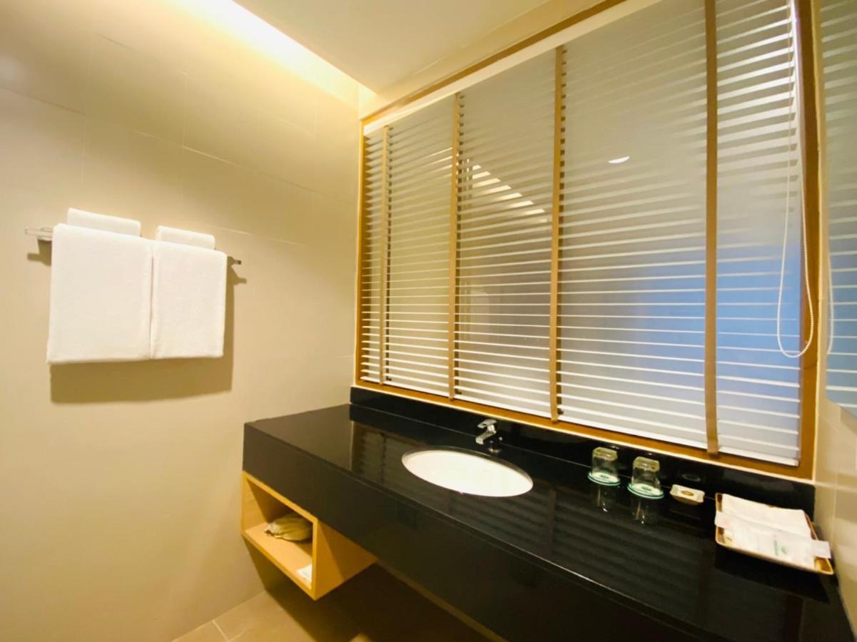 Rimkhobfa Urban Resort Samut Prakan Exterior foto